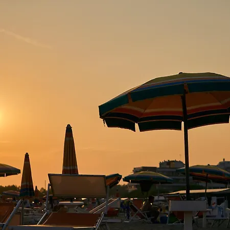 Enjoy Your Holidays In A Recently Built * Μπιμπιόνε