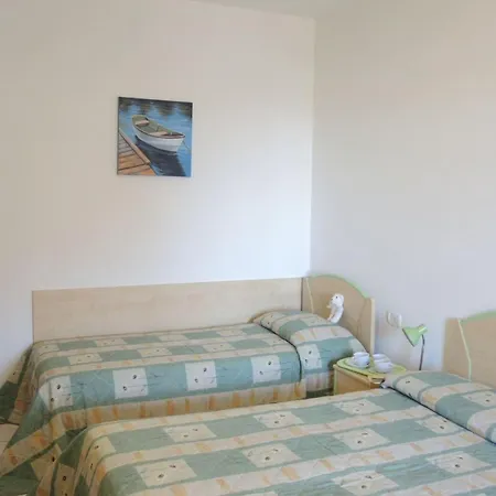 Enjoy Your Holidays In A Recently Built * Μπιμπιόνε