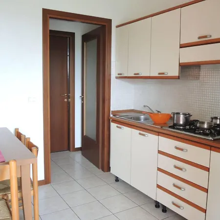 Cozy Flat With Pool 500m From The Golden ビビオーネ