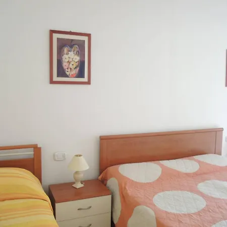 Cozy Flat With Pool 500m From The Golden アパート *